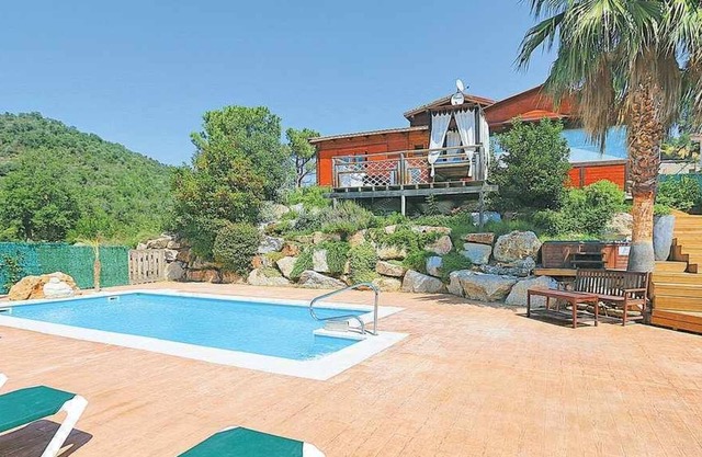 Wooden Chalet in Calonge