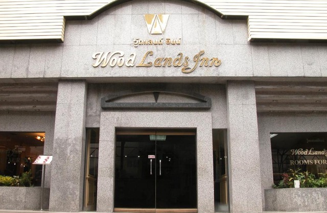 Woodlands Inn