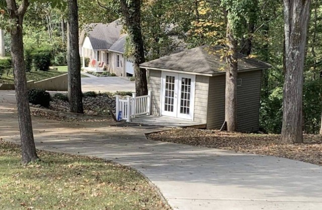 Woodsy 6br Lake House W/Dock Near Twin Creeks
