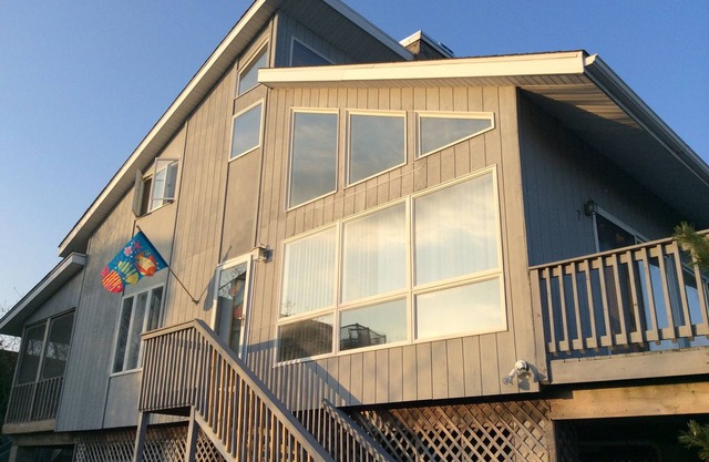 Work & Play at Delaware Beach Bliss- Steps From The Beach & Freshly Remodeled!