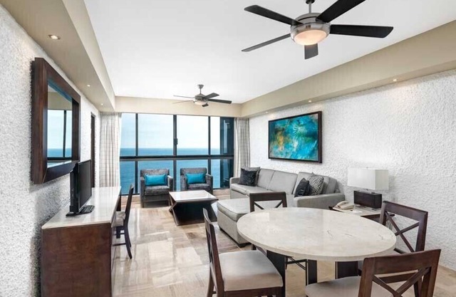 Wyndham El Cid El Moro Beach Hotel - 2 Bedroom