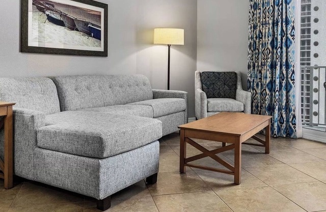 Wyndham Majestic Sun Resort 2 Bedroom Condo Beach