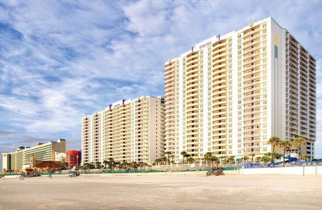 Wyndham Ocean Walk - 1 Bedroom Deluxe with a Balcony - Sleeps 4! Beach Resort