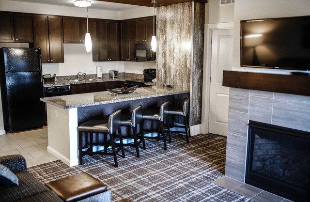 Wyndham Park City Resort 1B ~ Ski-in/Ski-Out! ~ Across from the Waldorf