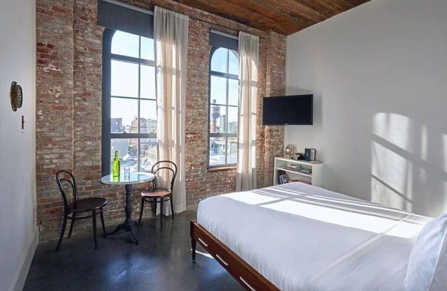 Wythe Hotel l Studio King l Light-Filled Comfort & Modern Vibe