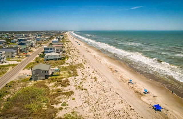 Xanadu Oak Island - New Dog-Friendly Home in the Middle of it All