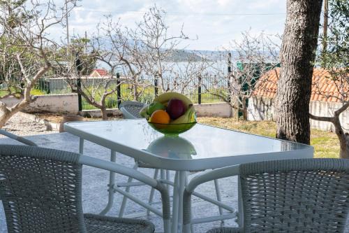Xeno Bayview Apartment Salamina