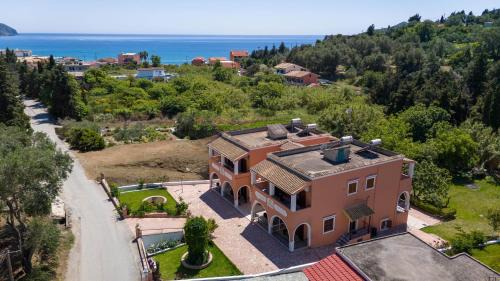 XENOFONTAS APARTMENTs