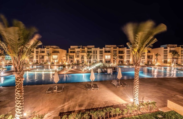 Xuru Stay I Exotic 1bdr w/Outdoor Terrace Pool & Beach Access