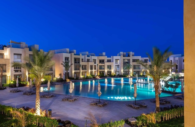Xuru Stay I Modish & Magnific 2bdr @ Mangroovy Pool & Beach Access