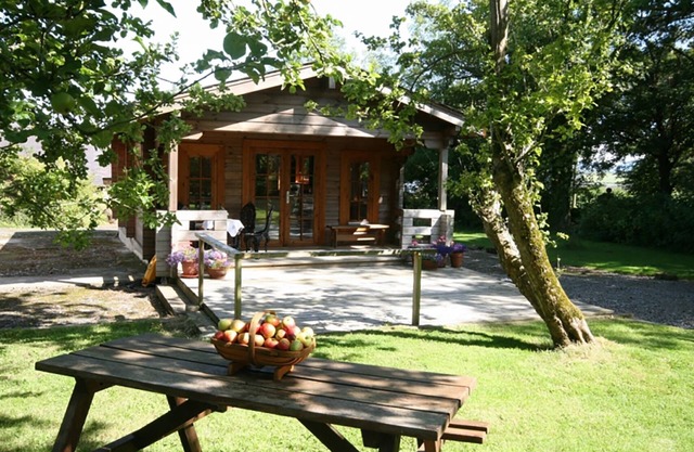 Y BERLLAN, family friendly in Bodorgan