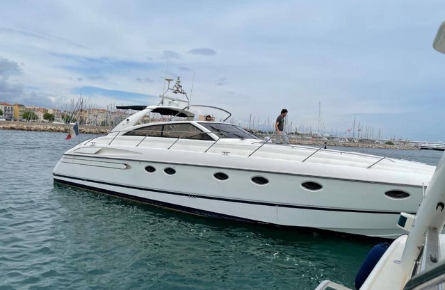 Yacht 17M Cannes Croisette Port Canto,3 Ch,clim,tv