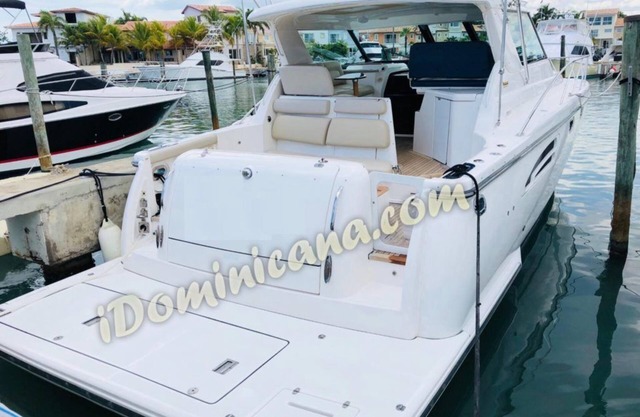Yacht Tiara 47ft.Cruise and relax to Saona island
