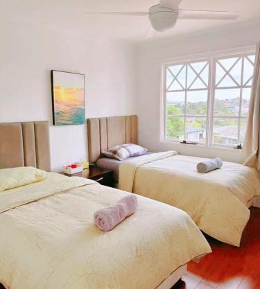 Yaka room