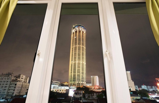 Yan Hotel