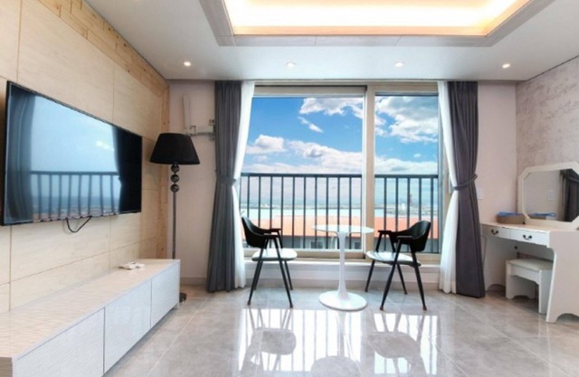 Yangyang Yangyang Pension