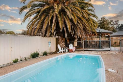 Yarranvale on Gladstone - A Gorgeous Country Abode