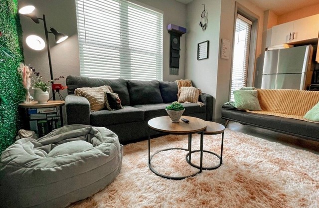 Ybor Hip Luxury Apmt next to brewery - mins to dwntwn ybor-TPA-Raymond James