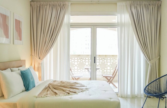 Yogi - Cozy Retreat In This Stylish Studio With Balcony