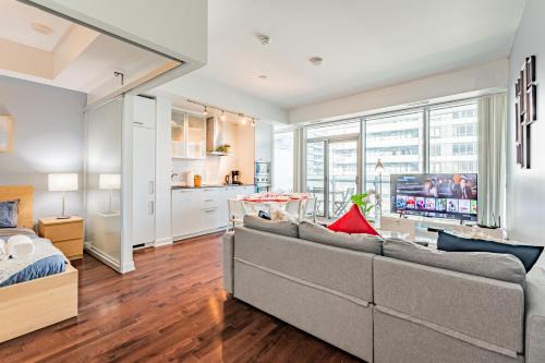 York Suites