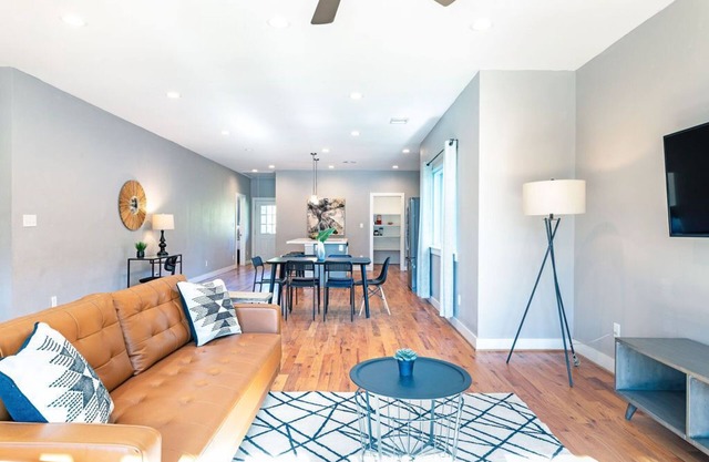 🏘️ Your Comfy Bungalows! 🏘️ Sleeps 30/12BR/8BA/16PA ⭐️⭐️⭐️⭐️⭐️
