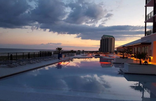 Your Gateway to Gulf Front Luxury:4 Units Near Navarre Beach Inshore Charters