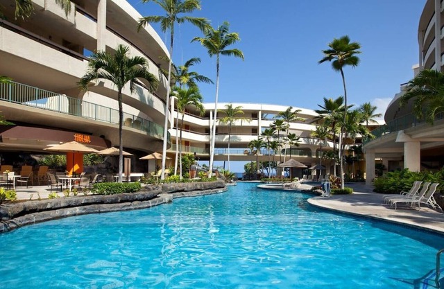 Your Kona Coast Adventure Starts Here! Game Room, Bar, Walk to Haleo Luau