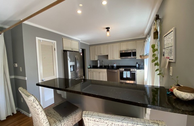 Your OASIS perfect location in Saratoga Springs | Quiet Clean and Comfortable
