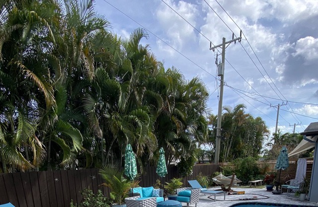Your own private resort with heated pool, minutes from the beach