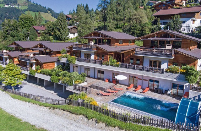 Your private ALPIN CHALET XL just for you, your friends and family