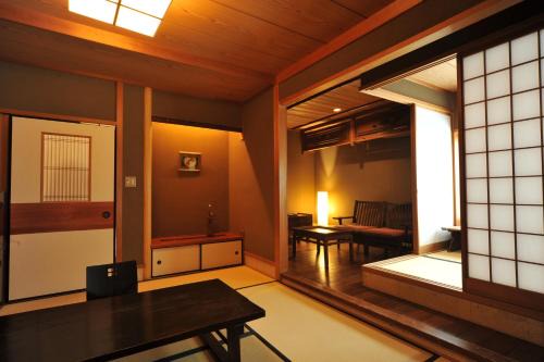 Yuzuya Ryokan - Adult Only