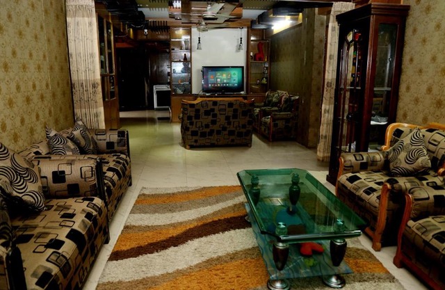 Zara’s Service Apartment