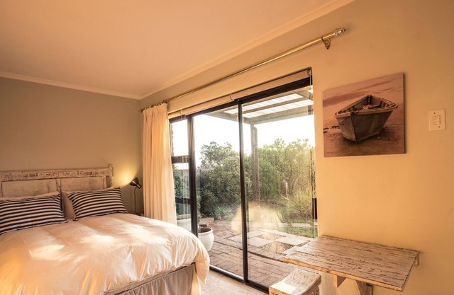 Zaria Sun Garden Cottage