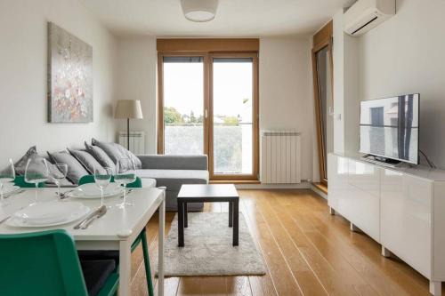 Zemun Luxury - Comfortable, workspace, quiet, free parking, Netflix