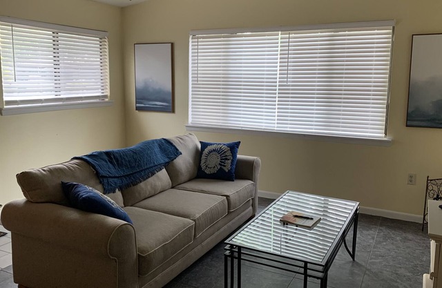 Zen Garden** Private 1 bedroom duplex apartment near Cocoa Beach