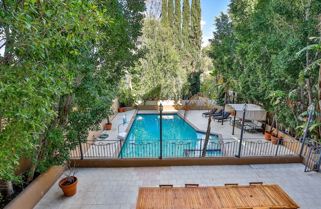 Zen in LA: 6bd/3.5 ba w/ pool/spa/pool table