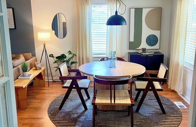 Zen Midcentury-Art Deco Hideaway