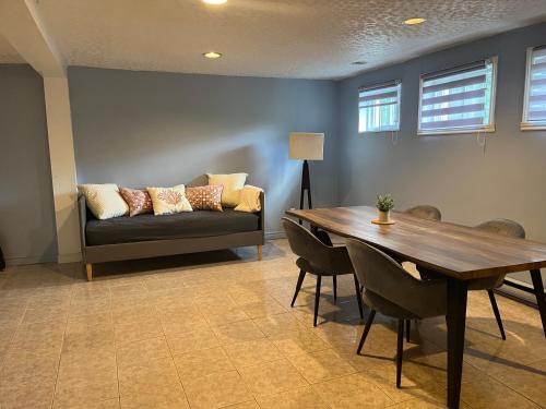 Zen Space in perfect location!
