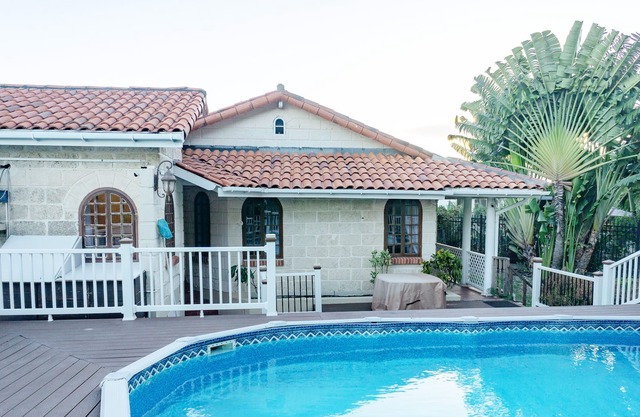 Zenbreak Sairah Golf Villa 4bd