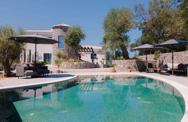 Zervos - Three Bedroom Villa, Sleeps 6