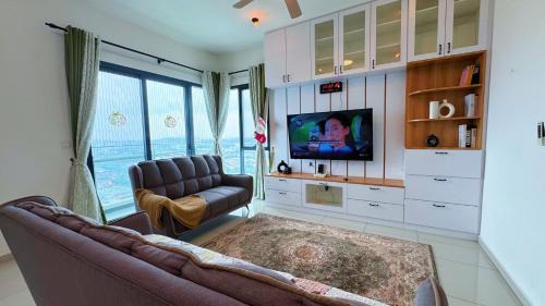 Zeta Residence One South with City View n Private Lift, Seri Kembangan Selangor
