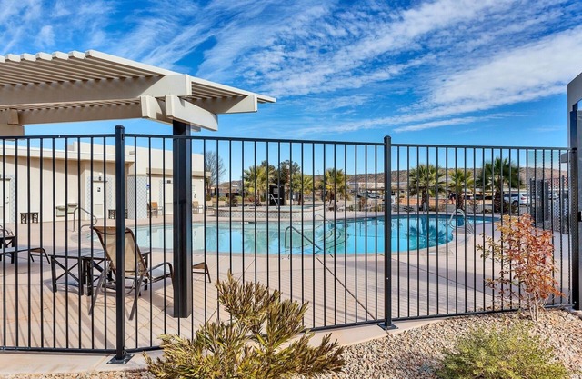 Zion Experience 4 Bedroom Townhouse by RedAwning