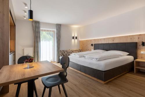 Zur Brücke apartments and rooms - Your home in heart of South Tyrol, with Brixencard