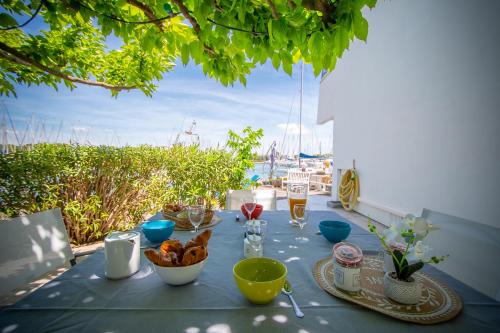 Le Grau-Du-Roi Apartment | Évasion Marine Vue Mer Grande Terrasse & Ponton Privés