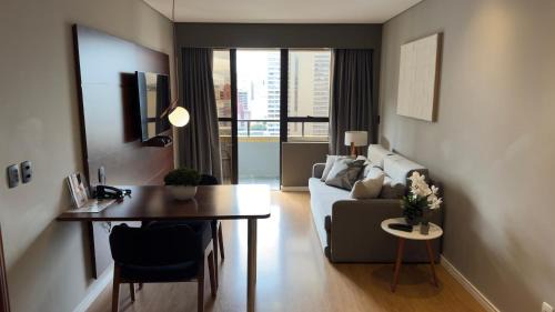 Batel Apartment | Ótimo apartamento Batel até 4 pessoas! Apartamento em hotel serviço 24h