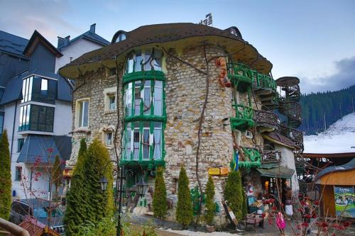 Bukovel Hotel | Грибова хата