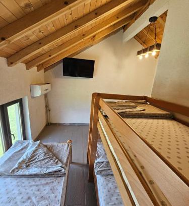 Lovech House | Конна база Югла