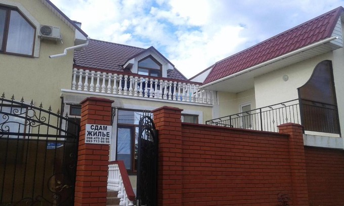 Chornomorsk House | мини отель "Шевченковский"