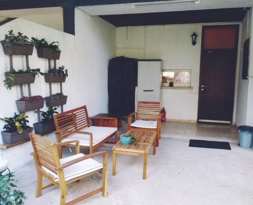 Gilboa House | לטייל בחוץ להרגיש בבית