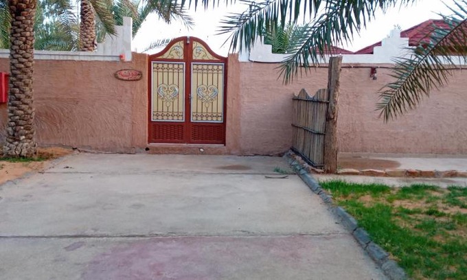 Buraydah House | استراحة وزنه